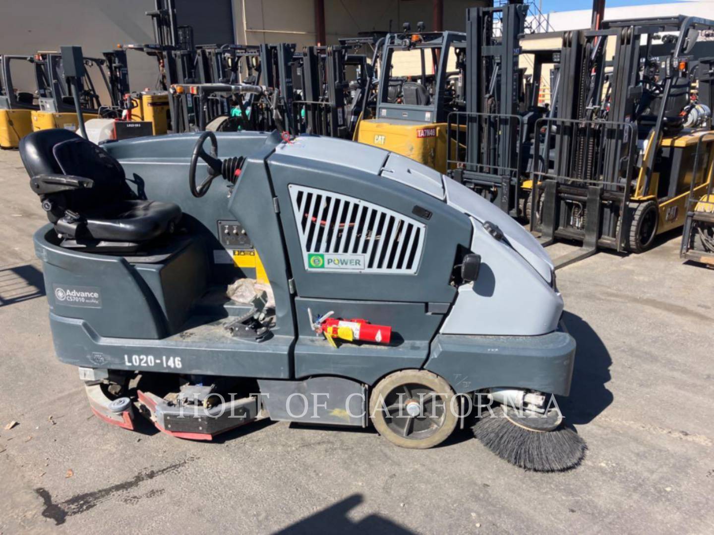 Advance CS7010, Scrubber / Sweeper, 1123 hours, S/N: 1000071566, 2020 - Image 5