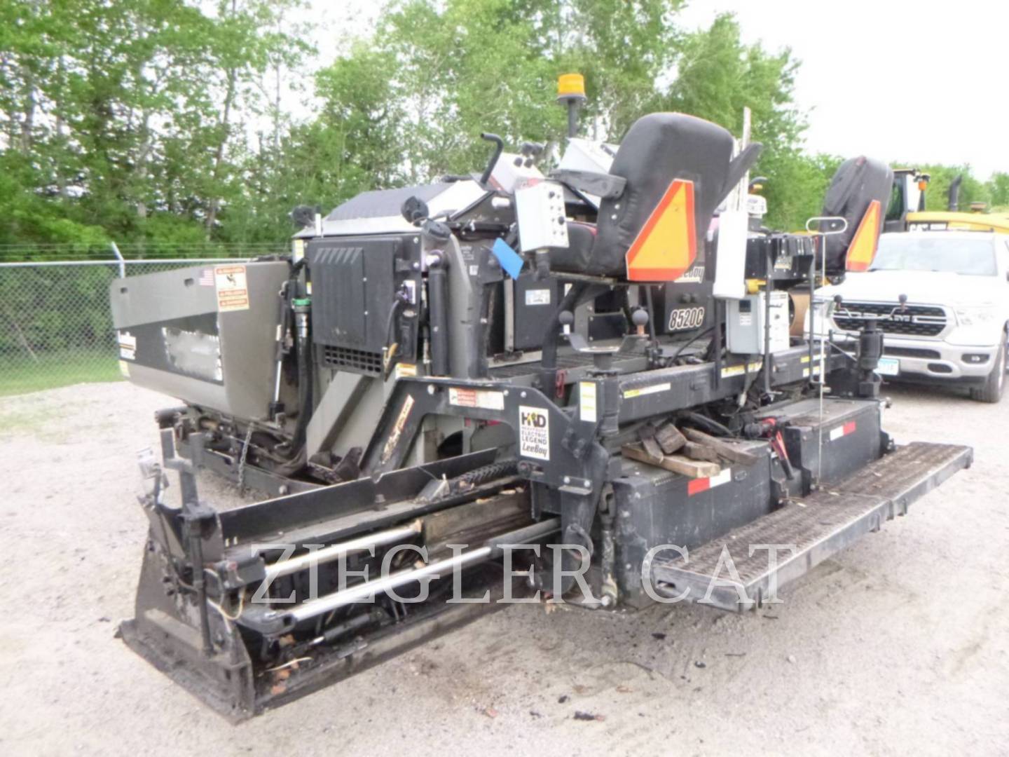Lee-Boy 8520C, Asphalt Paver, 1436 hours, S/N: 372809, 2023 - Image 4