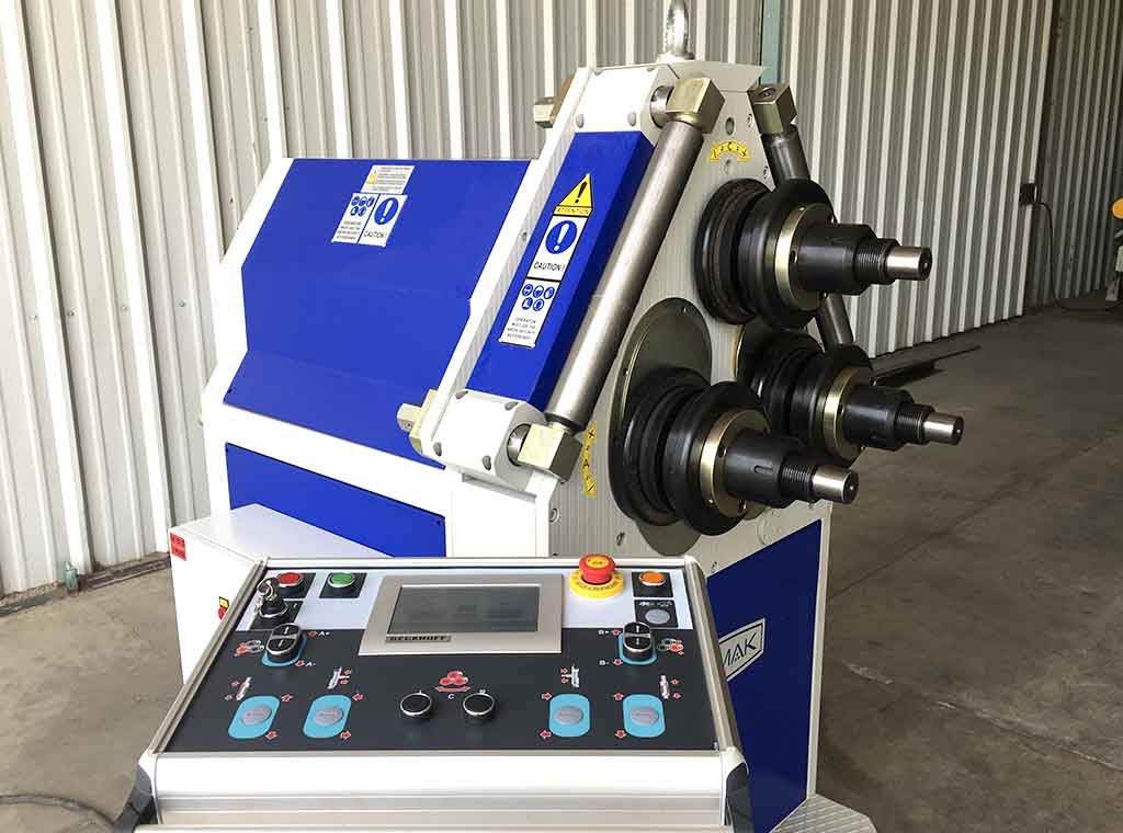 3" x 3" x 5/16" Bendmark #Pro-80, hydraulic angle roll, 9.5" roll diameter, Digital Beckhoff controller - Image 5