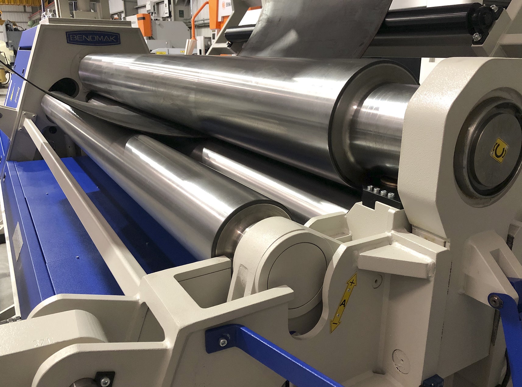 10' x 1/2" Bendmak #CY4R-HHS-300-30/13, hydraulic double initial pinch plate roll, 4-roll, 15 HP - Image 4