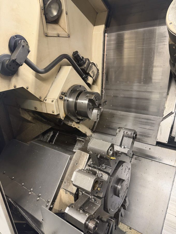 Daewoo Doosan #Puma-MX2000ST, CNC lathe, 29.5" swing, 8" chuck, 3-jaw, 3" bar, 21.65" dia., 40.15" lgth - Image 2