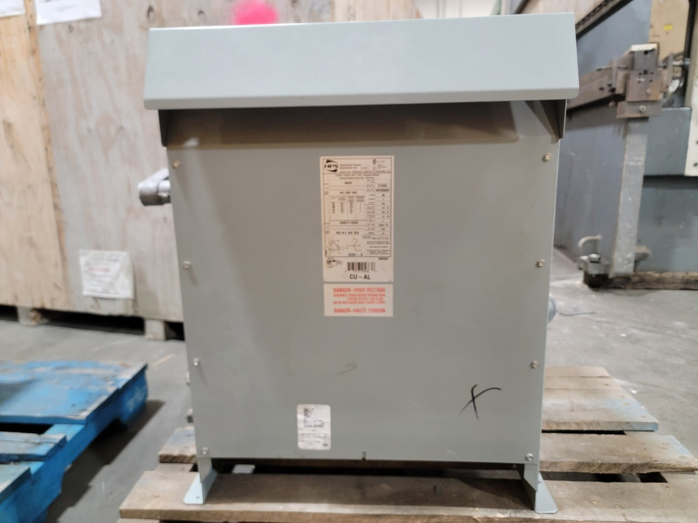 30 KVA 480 Primary, 208/120 Secondary, Hammond Power Solutions #NMT20K030KBK, Dry Type Transformer, Nema 3R - Image 1