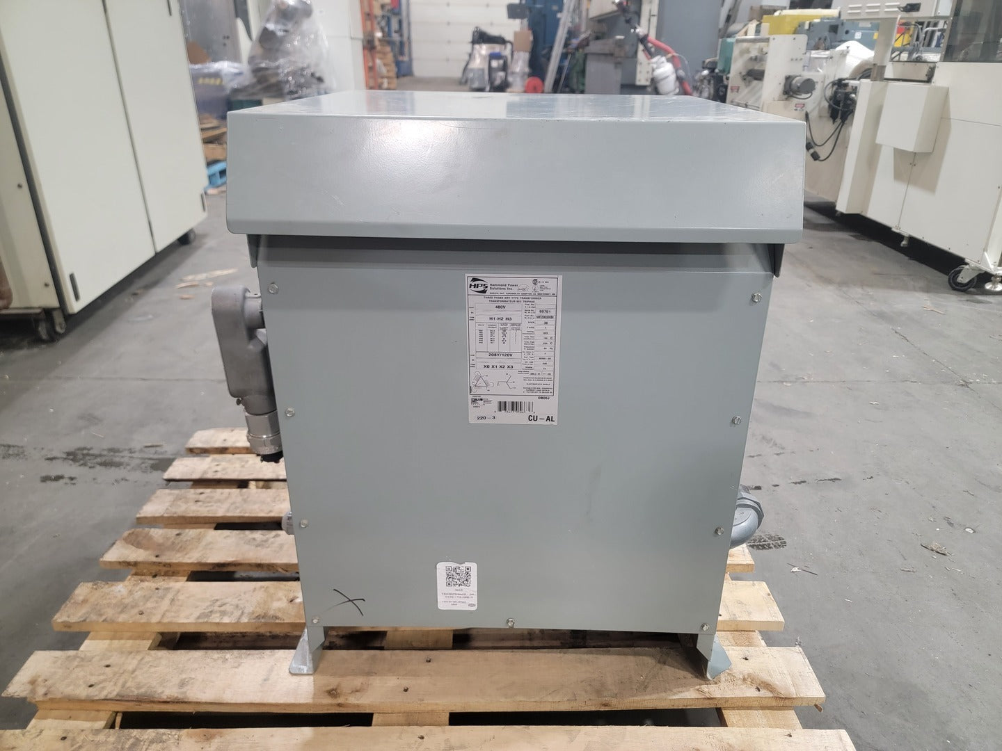 30 KVA 480 Primary, 208/120 Secondary, Hammond Power Solutions #NMT20K030KBK, Dry Type Transformer - Image 1