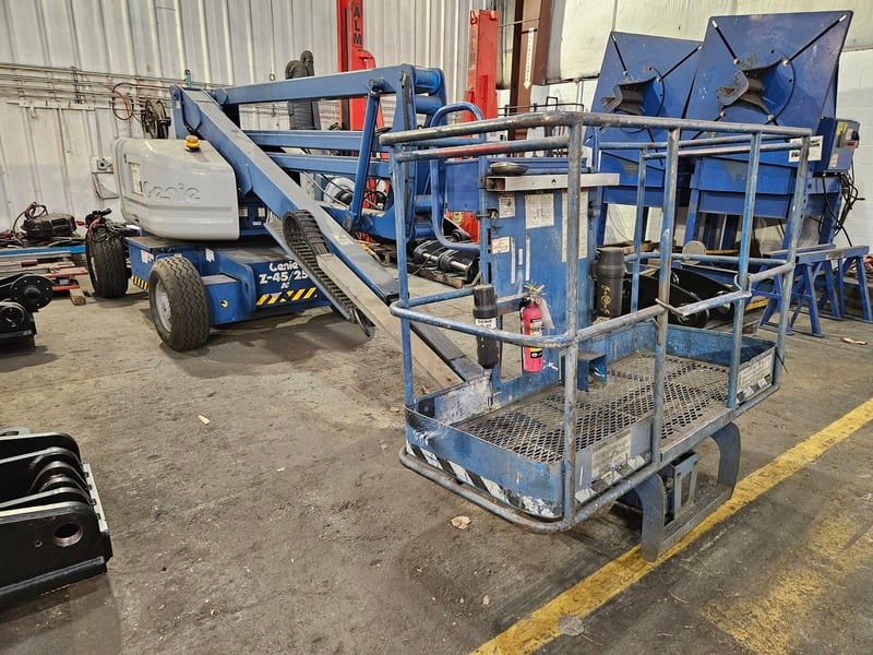 Genie #Z-45/25-DC, Articulated Boom Lift, 1999 - Image 8