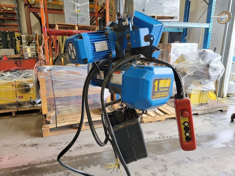 1 Ton, Hyundai #HT-D100, ne Electric Chain Hoist 4 m Dual Speed w/ Motor-Driven Trolley, 2005 - Image 1