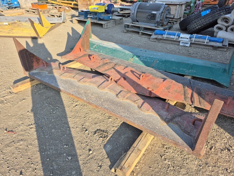 Esco, 100" Excavator Bucket Lip, like new - Image 5