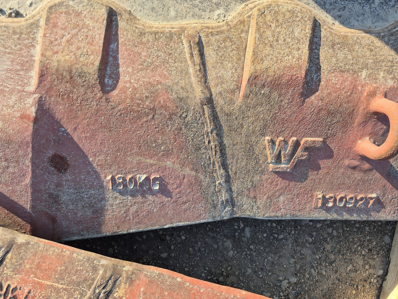 Esco, 100" Excavator Bucket Lip, like new - Image 10