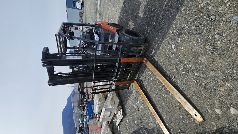 6,500 lb. Toyota #8FGU32, dually forklift, LPG, 187" lift, 3-stage mast, cushion tires, sideshift, 2,746 - Image 6