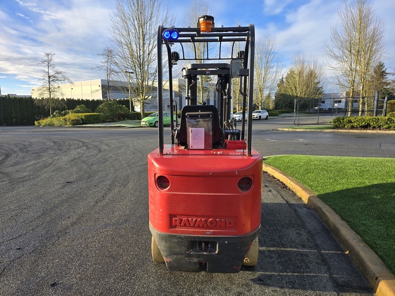 5,000 lb. Raymond #470-C50HMTT, forklift, electric, 189" lift, 3-stage mast, cushion tires, sideshift, 7,199 - Image 6