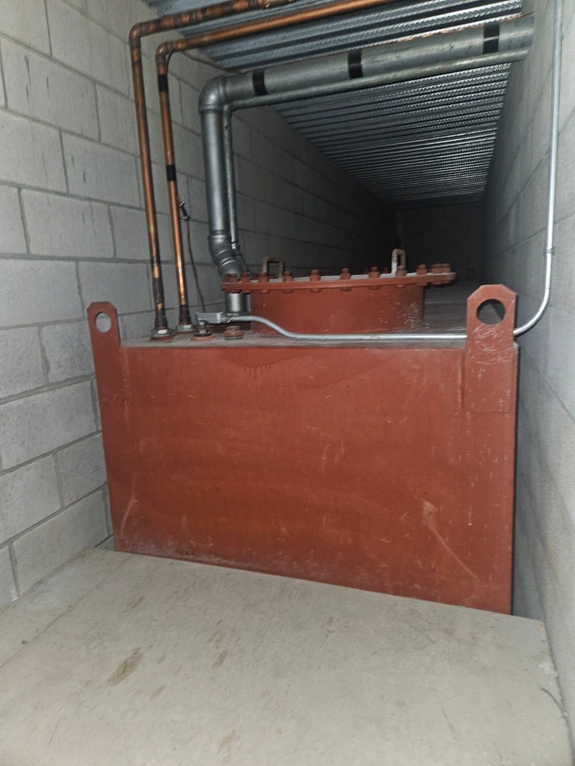 10,000 Liter Fuel Tank - Image 1