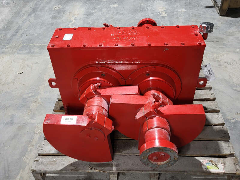 Siebtechnik #VGBMK404002, Size 4 Vibrating Screen Exciter Gearbox, new surplus - Image 1