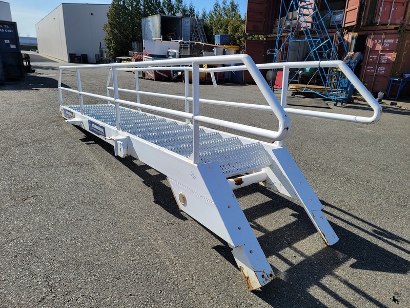 Caterpillar #504-8725, Stairway Assembly, new surplus - Image 2