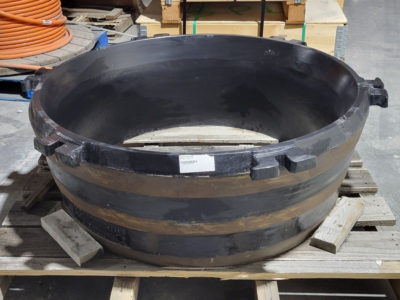Metso #ME814329276100, Lower Concave, new surplus - Image 3