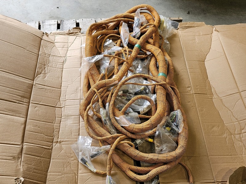 Caterpillar #298-4577, Harness Assembly, new surplus - Image 4