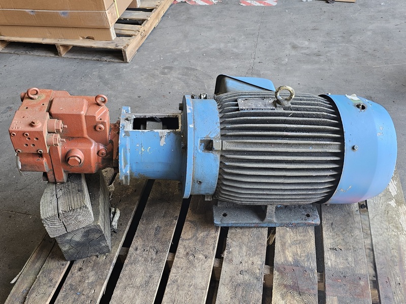 Kawasaki #K3VL112/B-1RRXS-P0, 112 cc/rev Hydraulic Piston Pump w/ Motor - Image 7