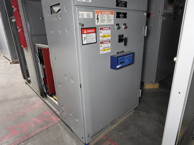 4 KV, Federal Pioneer, 2000 Amps Medium Voltage Switchgear Tie Breaker w/ Square D VR Breaker & SEL Relay - Image 7