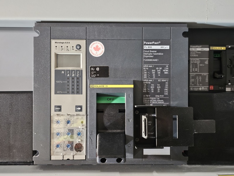 CSL, 480/277 Volts, 3 Phase, 3000 Amps Switchgear Unit w/ PowerPact 1200 Amps, 800 Amps Main Breakers - Image 6