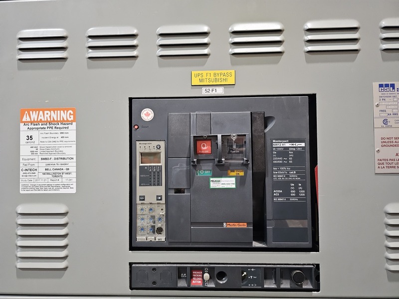 CSL, 3000 Amps 480/277 Volts Switchgear Section w/ (3) Masterpact NW12 H1 Breakers - 65kA, 3PH - Image 10