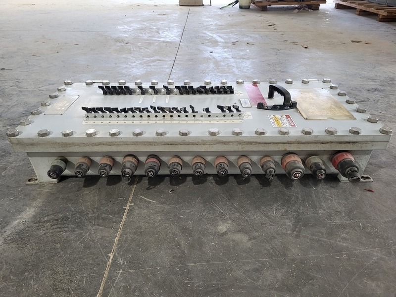 Appleton #XPE32252B.I146, 225 Amps, 120/208 Volts, 3 Phase, 42 Circuits Panelboard - Image 3