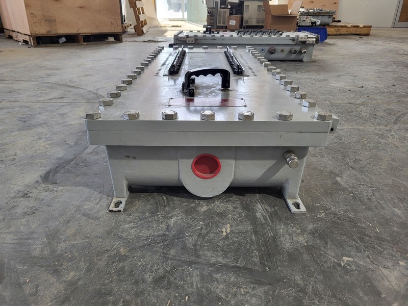 Appleton #XPE32252B.J382, 225 Amps, 120/208 Volts, 3 Phase, 42 Circuits Panelboard - Image 4