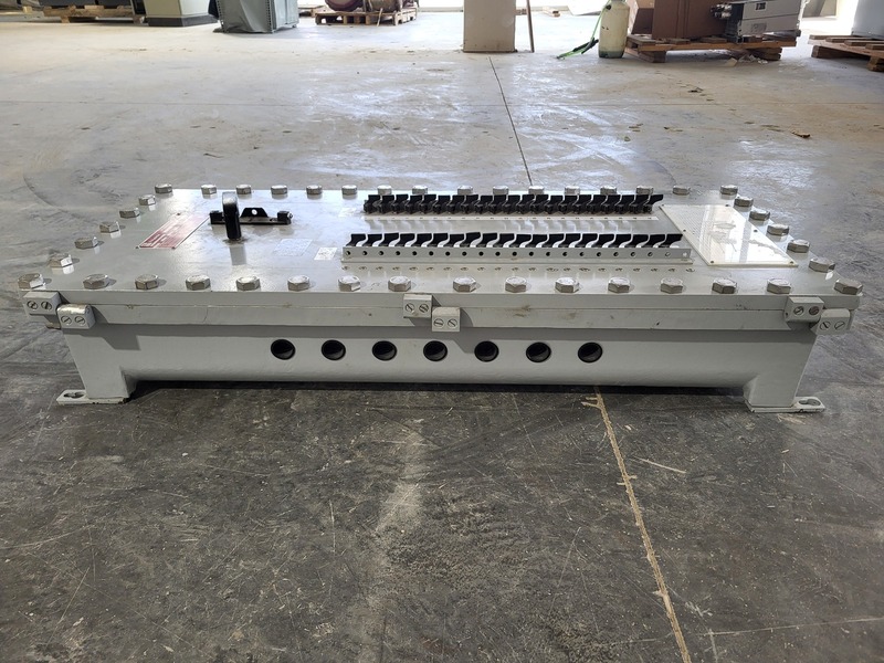Appleton #XPE32252B.J382, 225 Amps, 120/208 Volts, 3 Phase, 42 Circuits Panelboard - Image 5