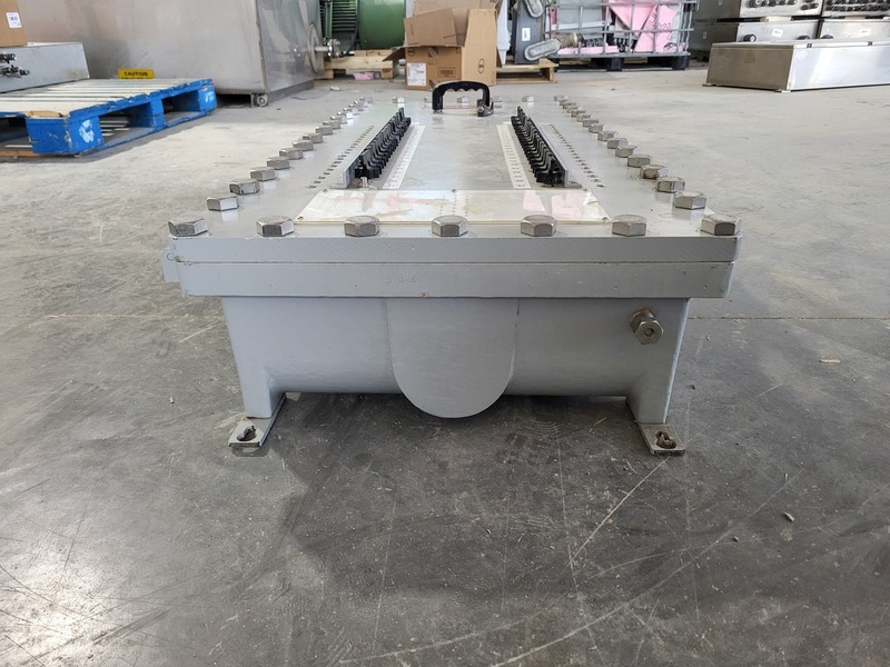 Appleton #XPE32252B.J382, 225 Amps, 120/208 Volts, 3 Phase, 42 Circuits Panelboard - Image 6