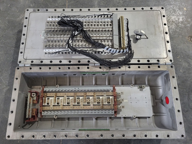Appleton #XPE32252B.J382, 225 Amps, 120/208 Volts, 3 Phase, 42 Circuits Panelboard - Image 7