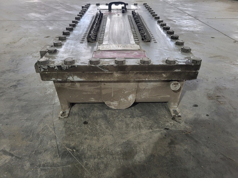 Appleton #XPE32252B.K133, 225 Amps, 120/208 Volts, 3 Phase, 42 Circuits Panelboard - Image 3