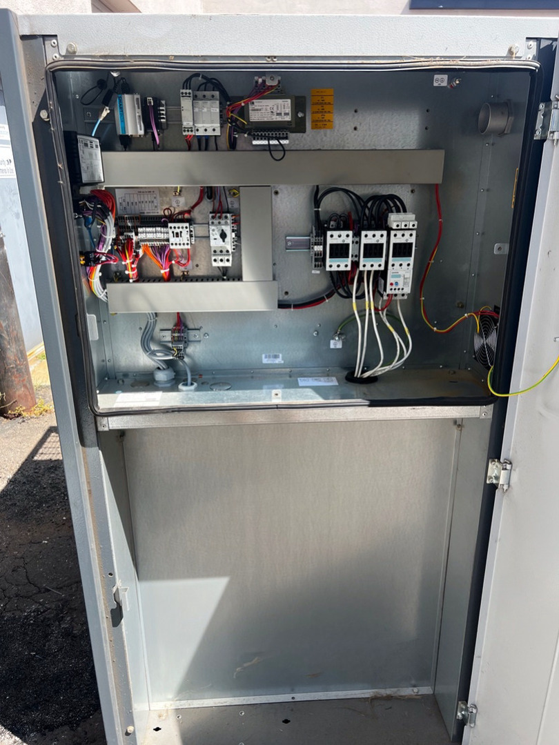Atlas Copco #GA30, 40 HP, 214.2 cfm, 107 psi Air Compressor, 2015 (2 available) - Image 6