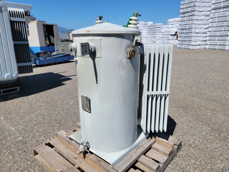 250 KVA 4160/7200 Primary, 600 Secondary, Westinghouse #3E3413, Oil Filled Transformer, Pole Mount (2 - Image 4