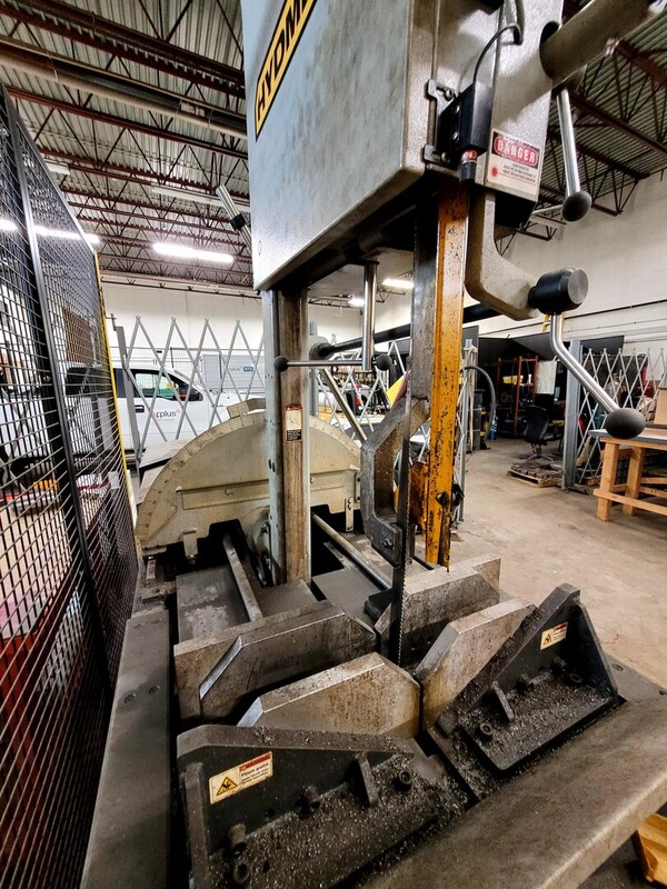 Hyd-Mech #VW18, 22" x 18" Vertical Bandsaw - Image 6