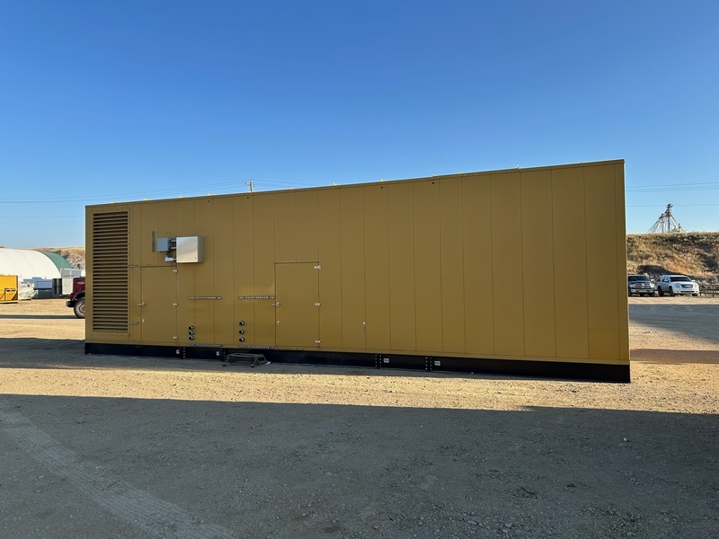 740 KW Caterpillar #G3516, Natural Gas Generator Set, 1200 RPM, 480 Volts, 992 HP CAT engine, 39,724 hours - Image 3