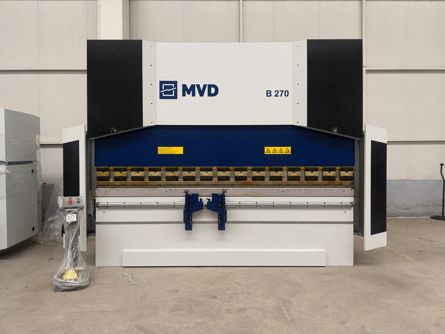 270 Ton, MVD #B270-3100, CNC Hydraulic Press Brake, 122" bed length, 10.2" stroke, 1.1' throat, Delem DA-66S - Image 1