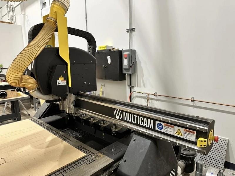 Multicam #APEX-3R, ATC CNC router, 4' x 8' table, 13.4 HP HSD spindle, 24000 RPM, 6 ATC, 2022 - Image 2