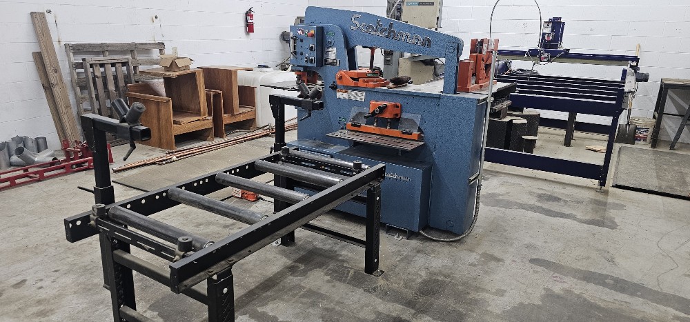 6" x 6" x 3/8" Scotchman #6509-24M, 65 ton, 9" throat, 5 HP, 48" manual Back Gauge, loaded with accessories - Image 1