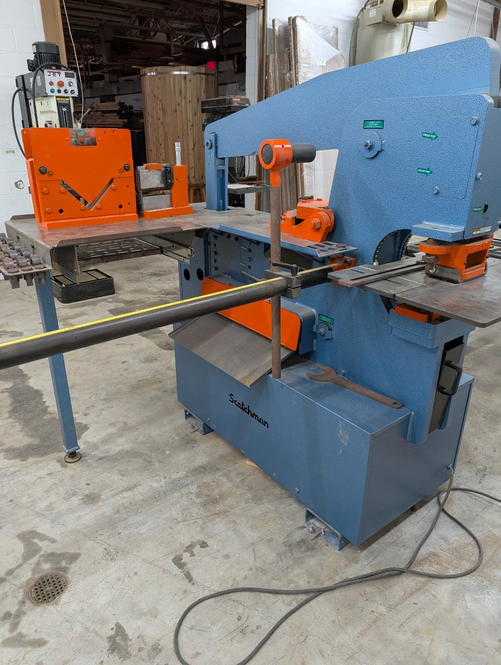 6" x 6" x 3/8" Scotchman #6509-24M, 65 ton, 9" throat, 5 HP, 48" manual Back Gauge, loaded with accessories - Image 3