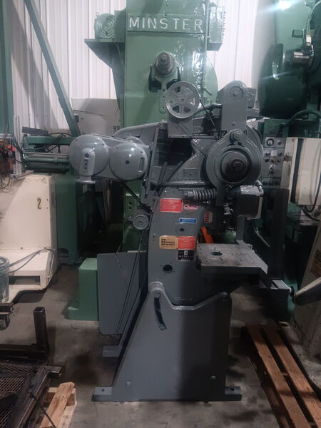 10 Ton, Bliss #18C, OBI Mechanical Punch Press, 1.5" stroke, 1.75" slide adjustment, 7.5" shut height, Cieco - Image 2