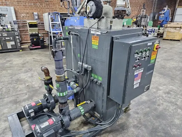 34 Ton, McQuay #AGZ030DHHNN-ER10, Chiller, 180 Gallon Tank, 2013 - Image 6