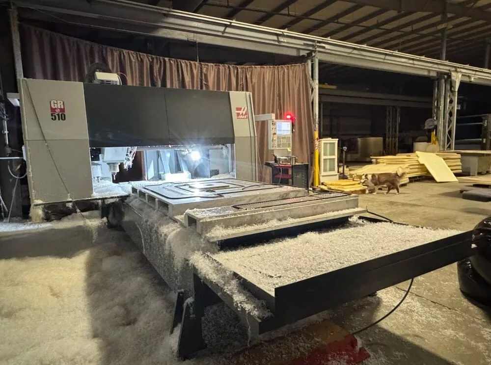 Haas #GR-510, CNC router, 53" x 122" table, 15 HP, 10,000 RPM, CAT 40, 10-station ATC, 2023 - Image 4