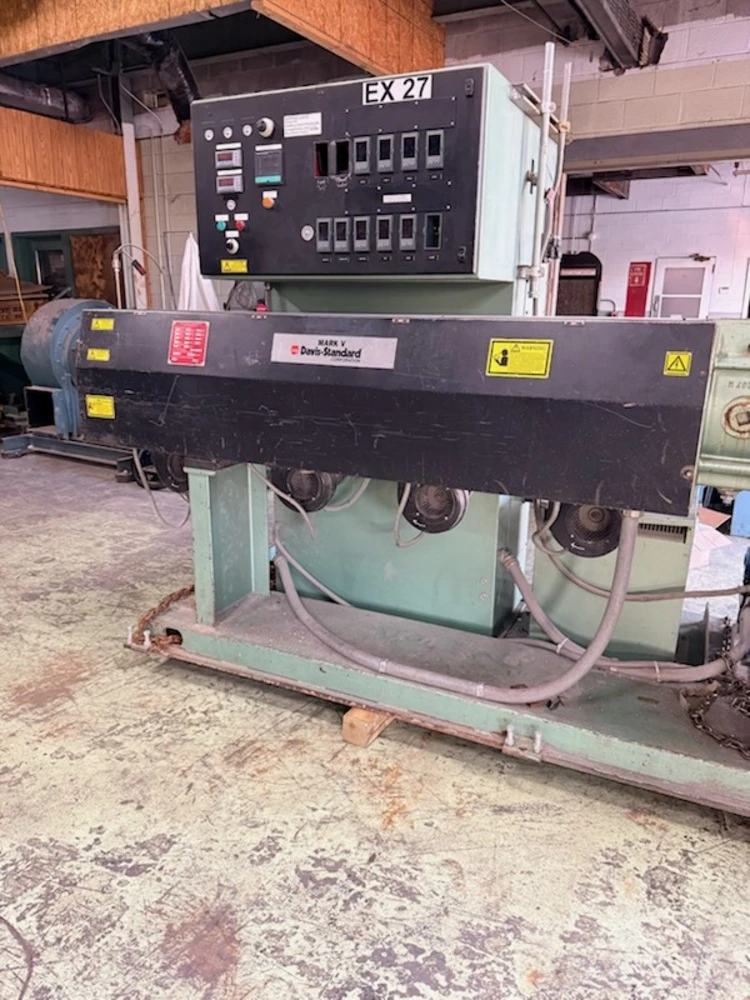 3-1/2" Davis Standard #MV-35IN35, extruder, 24:1 L/D, air cooled, 100 HP, no screw included, 2000 - Image 3