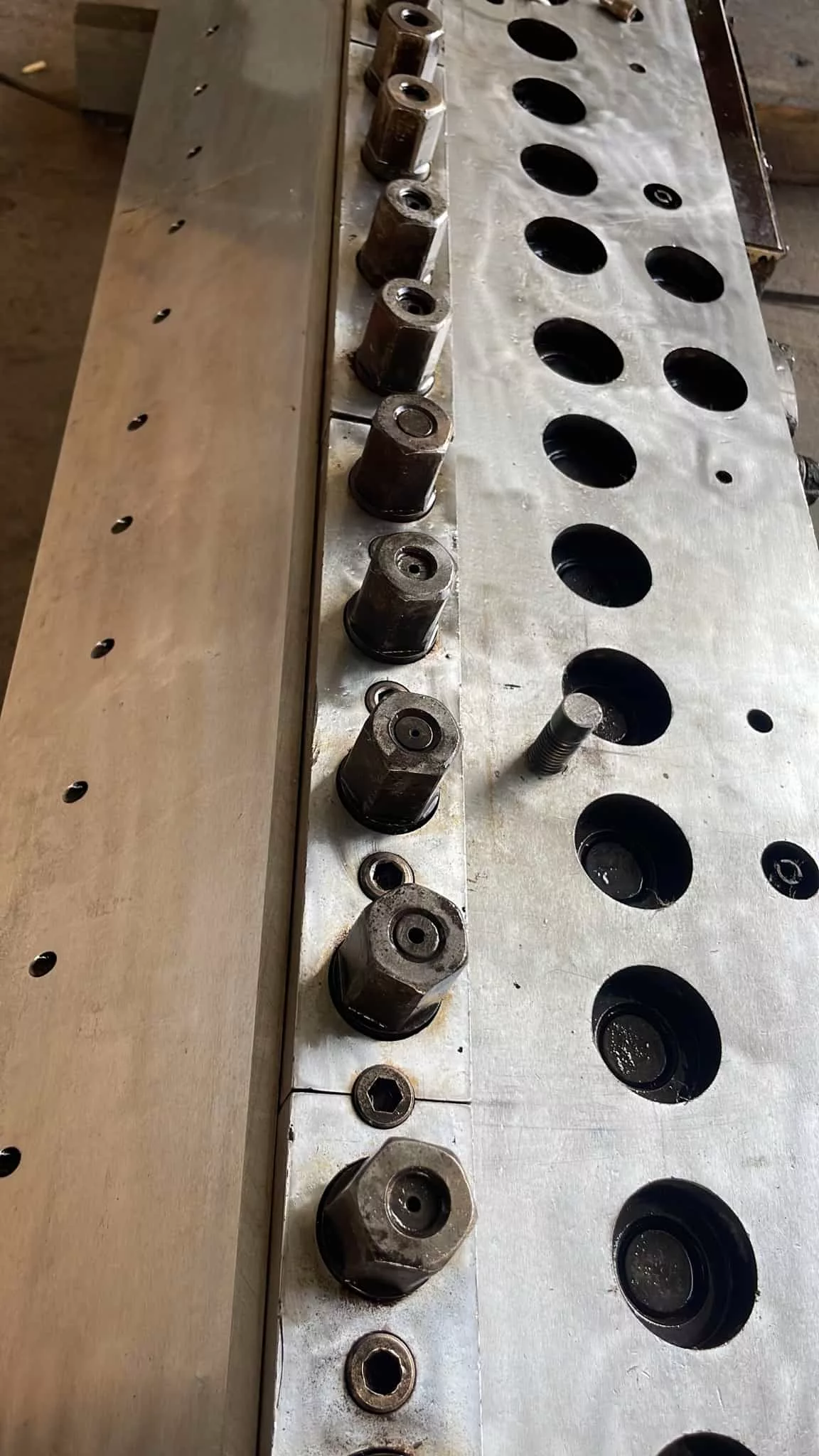 78" sheet extrusion die, .050 to .120 gauge, ran PVC & EVA, 2010 - Image 3