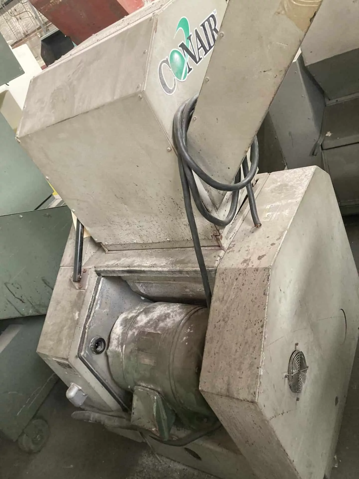 8" x 19" Conair #CHS819, granulator, 15 HP, 5/16" screen, casters - Image 6