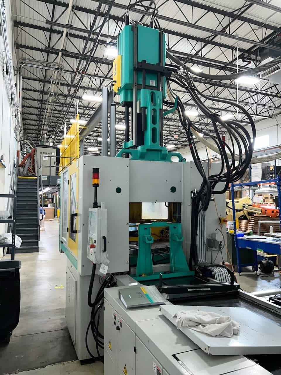 220 Ton, 16 oz., Arburg #1500T-2000-800, rotary table injection molding machine, 59" rotary table, 55mm - Image 6