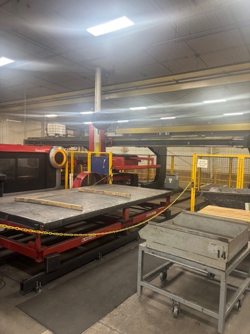 Amada #LC-4020-F1NT, CNC laser cutting system, 6,000 watt, 6' x 12' table, Amada Control, 2012 - Image 2