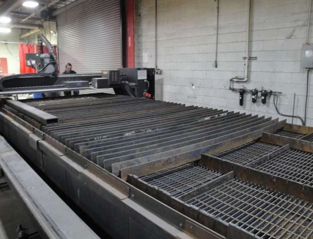 Multicam #6000-Series, CNC plasma cutting system, 8' x 19' table, Hypertherm HPR130 XD, Auto Multigas Control - Image 3