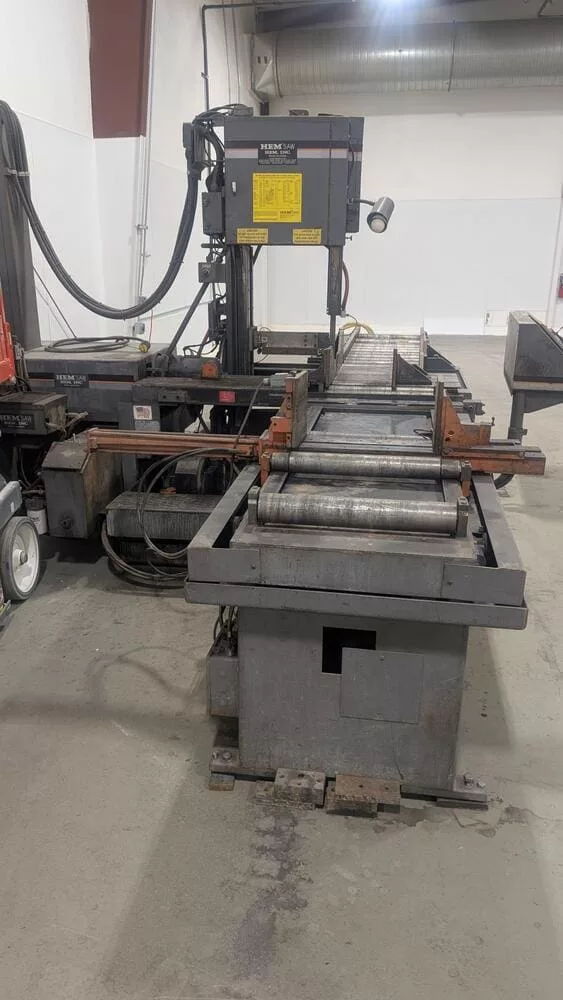 18" x 18" HEM #V100-HLA-3, vertical band saw, 18" throat, 45&deg; head tilt, 24" x 24" table, 2004 - Image 2