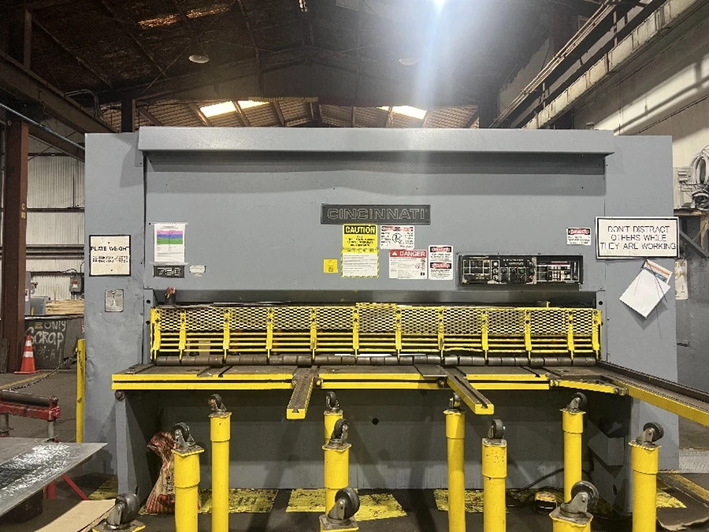 3/4" x 10' Cincinnati #750-10, power squaring shear, 48" front operated back gauge, 154" squaring arm, 1987 - Image 1