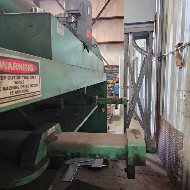 3/8" x 10' Accurshear #837510, hydraulic shear, 1999 - Image 4