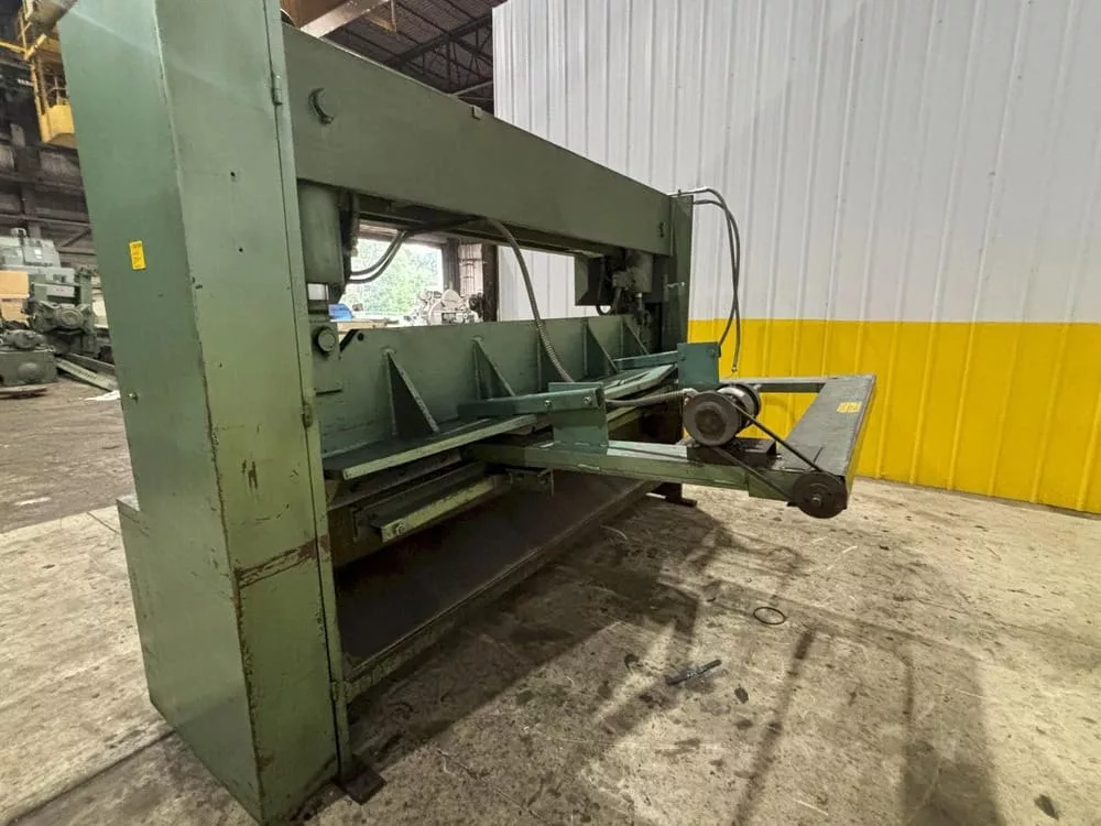 1/4" x 8' Betenbender #8-1/4, hydraulic shear, powered back gauge, 15 HP, 1988 - Image 5