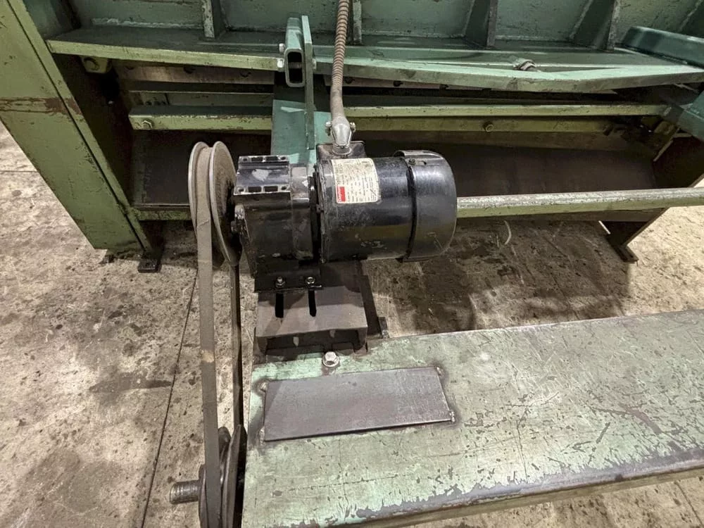 1/4" x 8' Betenbender #8-1/4, hydraulic shear, powered back gauge, 15 HP, 1988 - Image 9